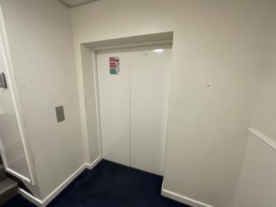 Communal lift